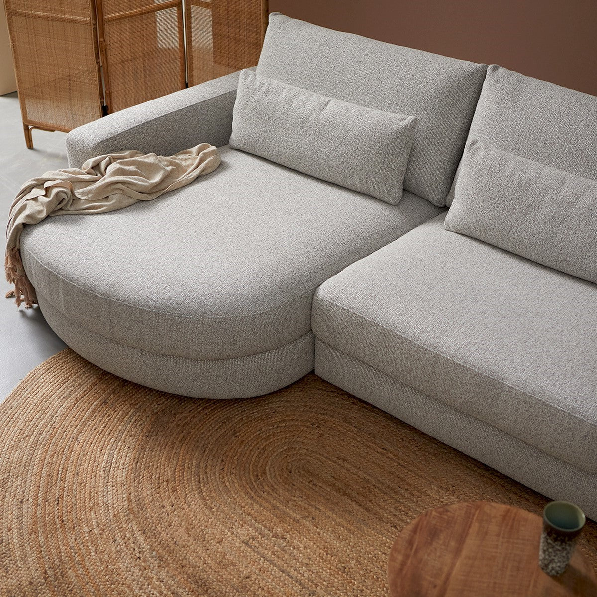 PEPP interiors COMO met ronde chaise longue links - Puente 09